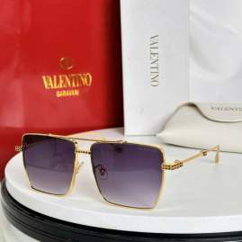 Picture of Valentino Sunglasses _SKUfw66051121fw